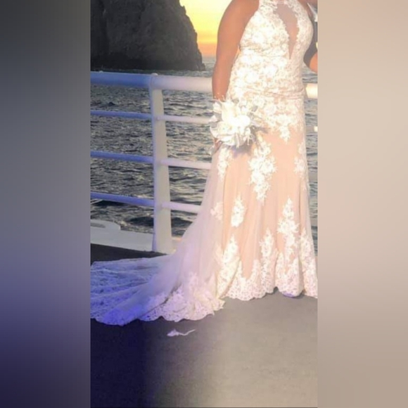 Galina Signature Gown in Ivory/Bisque - Picture 7 of 10